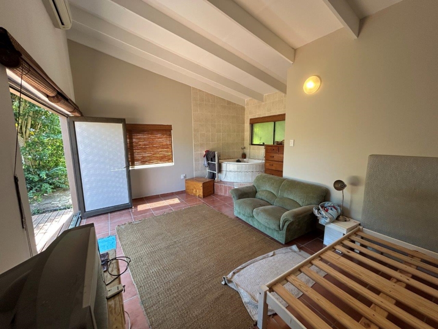 4 Bedroom Property for Sale in Noorsekloof Eastern Cape